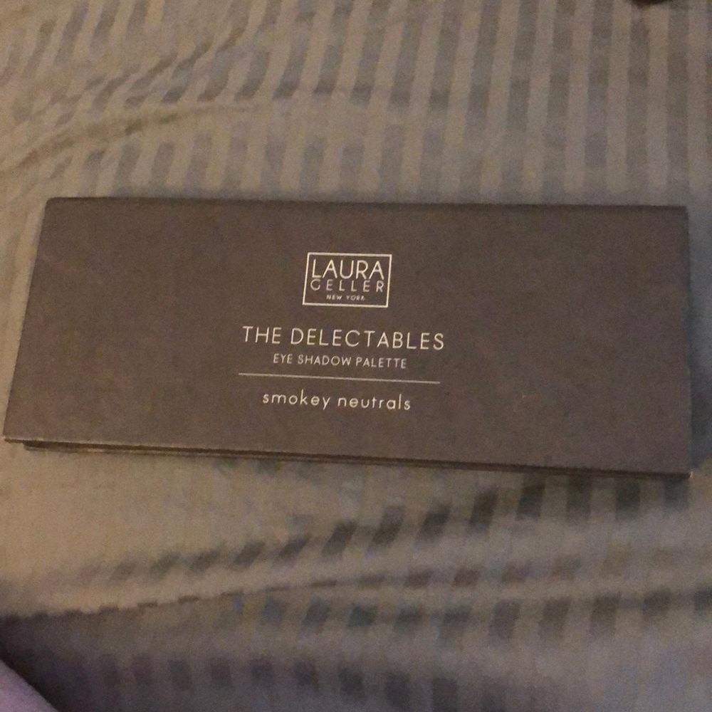 Laura Geller makeup pallet